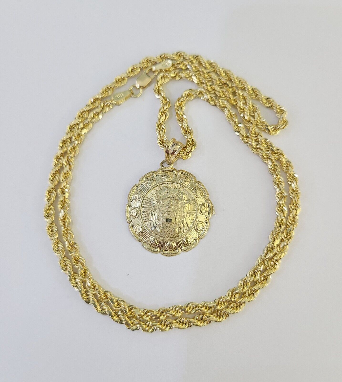 10k 3mm Rope Chain Jesus Guadalupe Pendant 18" - 30 Yellow Gold Set Charm Necklace - GoldenlinQ