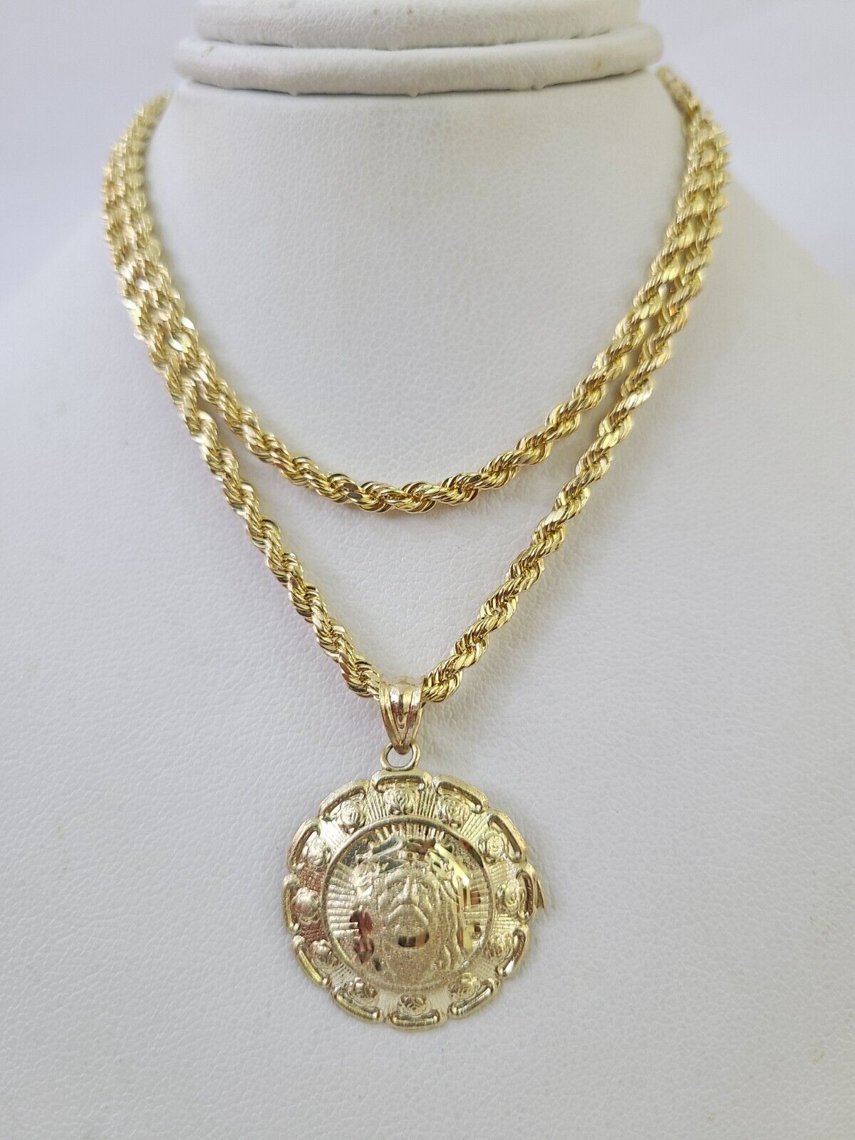 10k 3mm Rope Chain Jesus Guadalupe Pendant 18" - 30 Yellow Gold Set Charm Necklace - GoldenlinQ