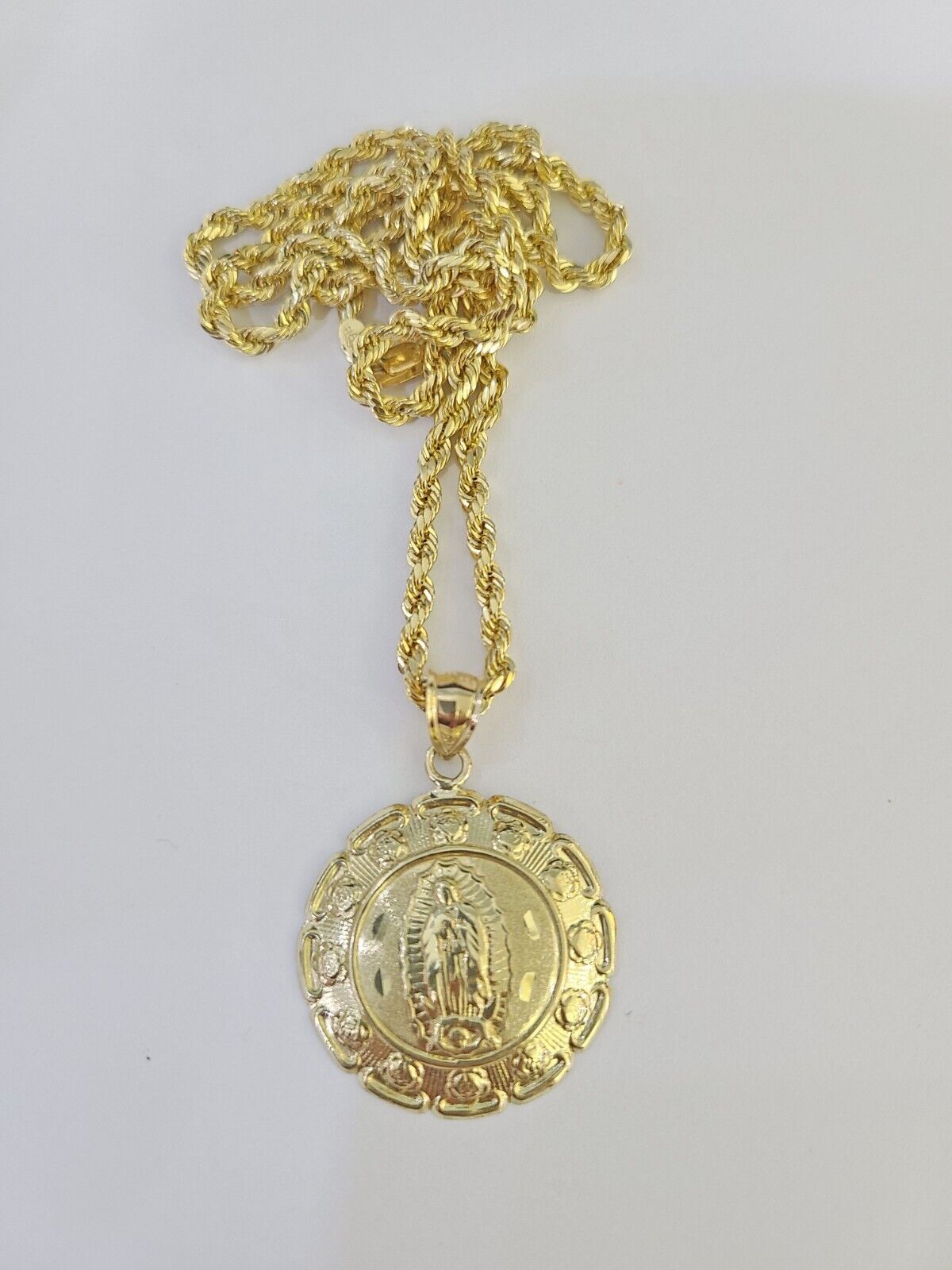 10k 3mm Rope Chain Virgin Mary Pendant 18" - 30" Yellow Gold Set Charm Necklace - GoldenlinQ