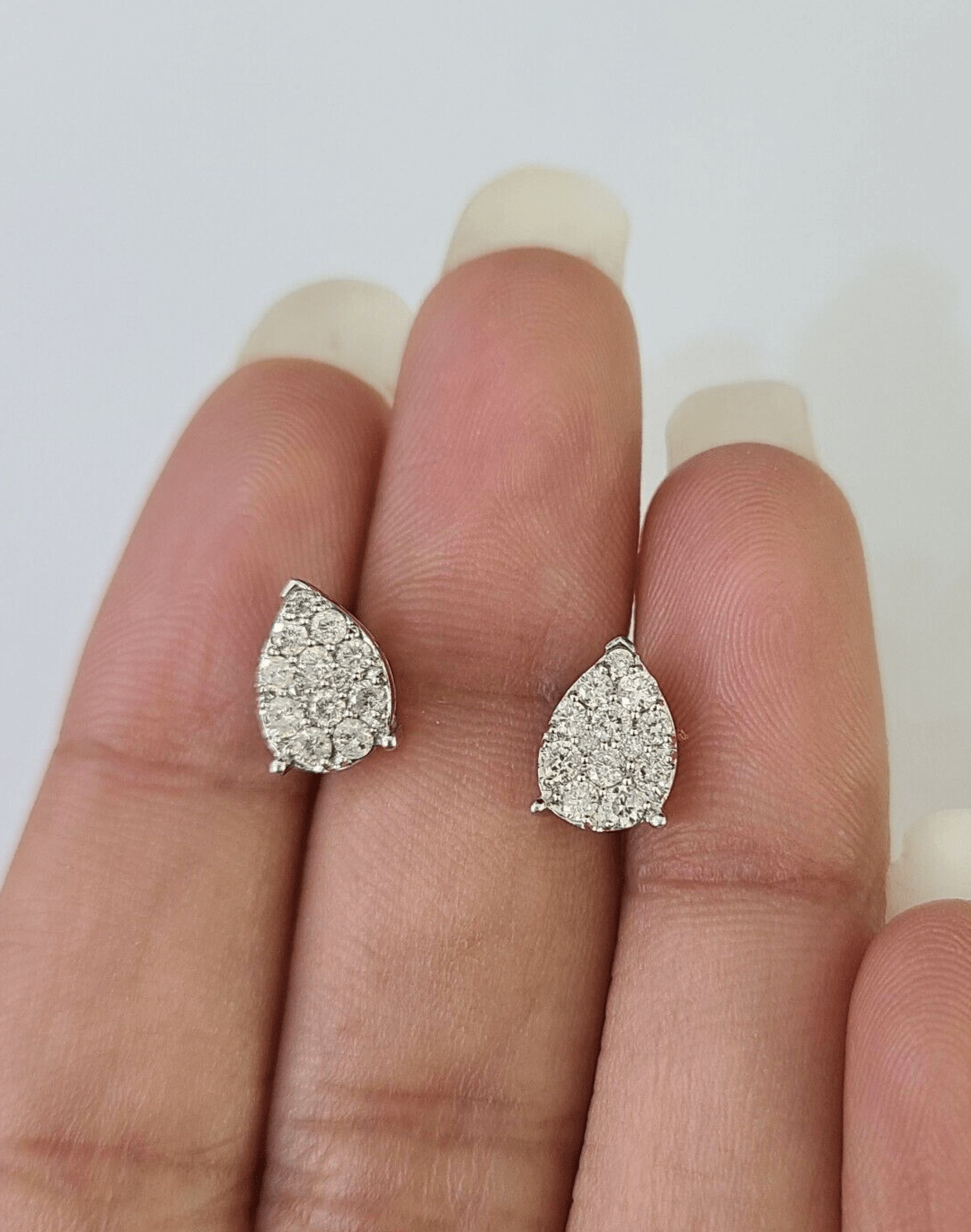 10k Diamond Earrings Yellow Gold Real Screw - Back Women Men Studs Pear Shaped - GoldenlinQ