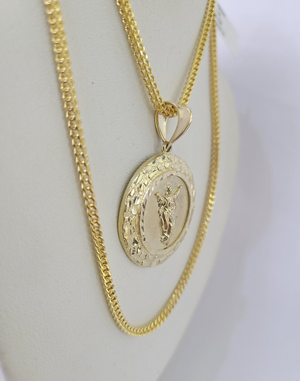 10K Franco Chain Jesus Pendant Charm Necklace 20" - 26" 2.5mm Yellow Gold - GoldenlinQ