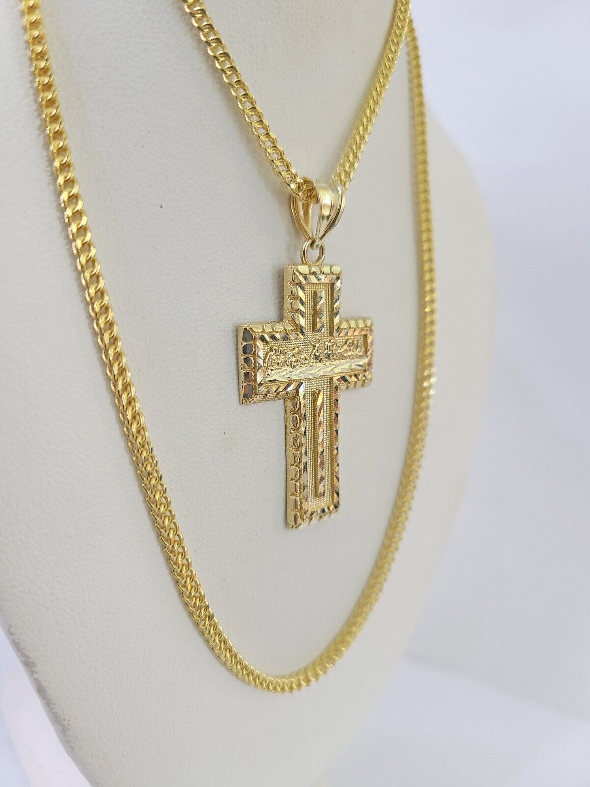 10K Franco Chain Last Supper Cross Pendant Charm Necklace 20" - 26" 2.5mm Gold - GoldenlinQ
