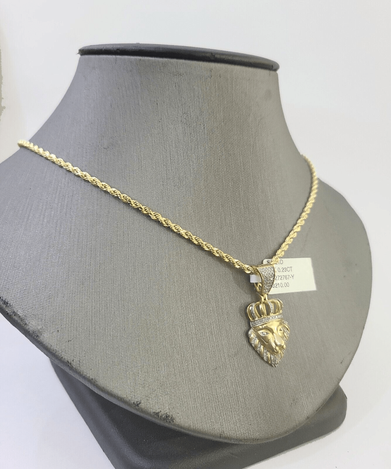 10k Gold Lion Head Diamond Charm and 2.5mm 20 Inches Rope Chain - GoldenlinQ