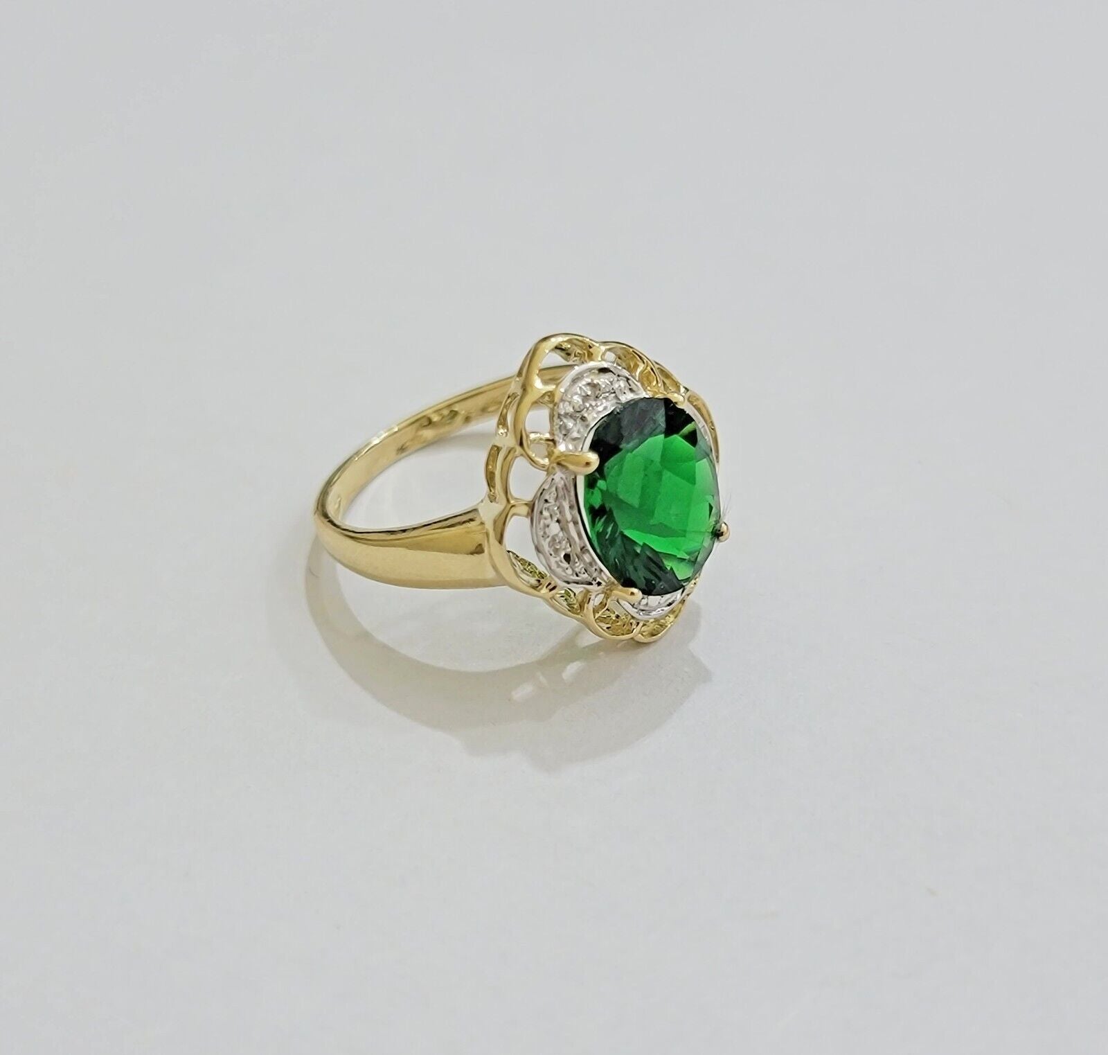 10k Gold Women Ring Green Color Stone Ladies Band REAL 10KT Size 6.5/7 New - GoldenlinQ