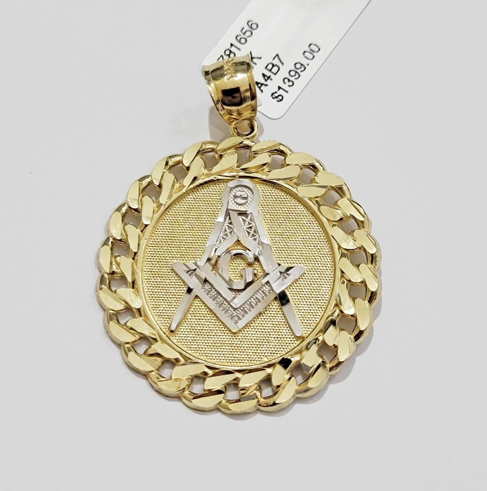 10k Yellow Gold masonic Charm pendant with cuban link circular Christmas Sale - GoldenLinQ