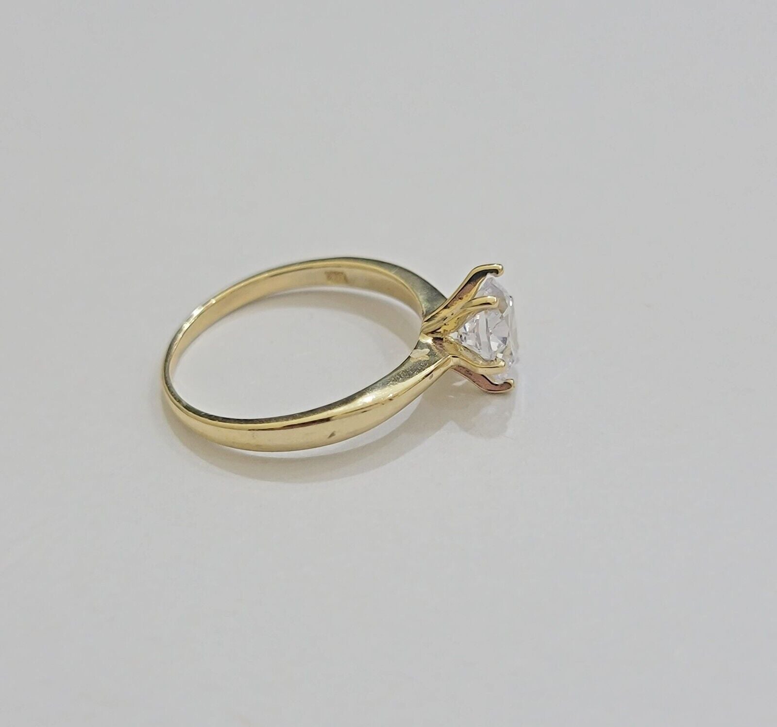10k Yellow Gold Ring Ladies Solitaire Engagement Wedding Band REAL Women SZ 7 - GoldenLinQ