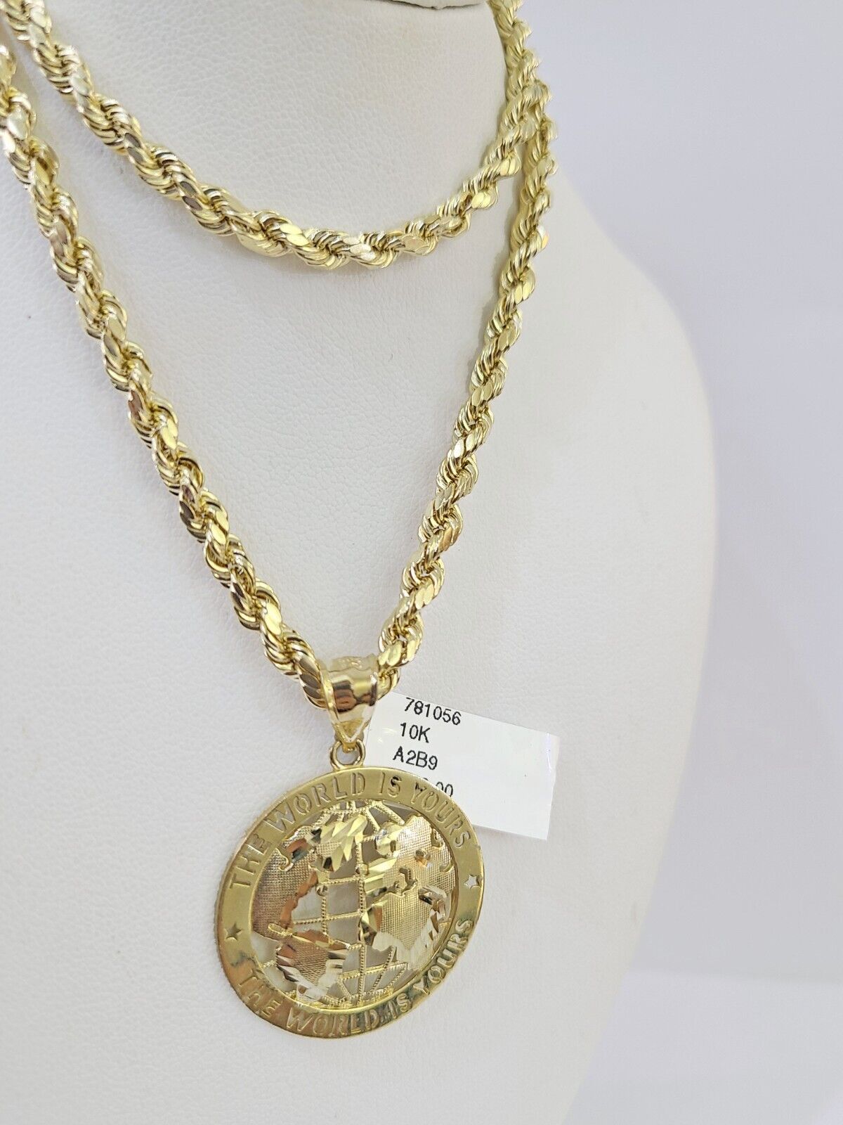 10k Yellow Gold Rope Chain World is Yours Charm Set 4mm 18" - 26"Inch Necklace - GoldenlinQ