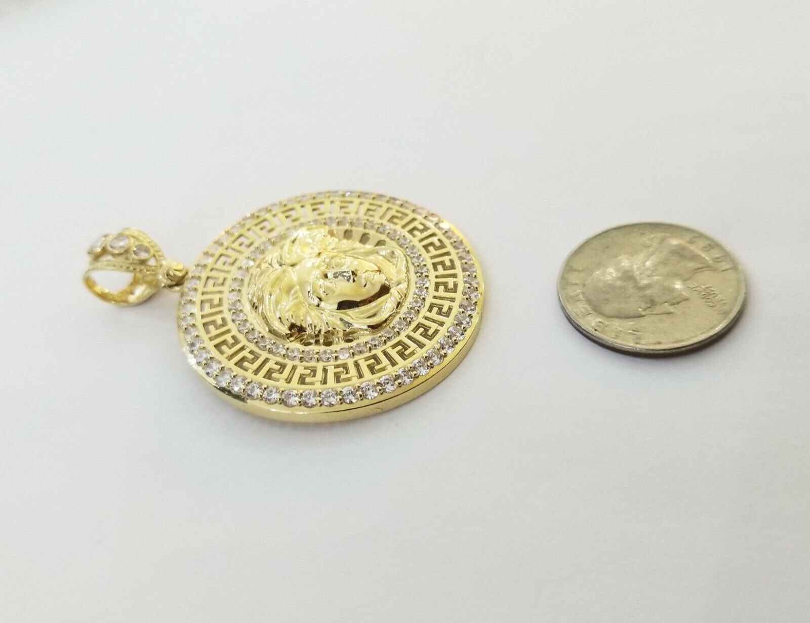 10k Yellow Gold Round Circle Charm Pendant 2 Inches 10kt gold - GoldenlinQ