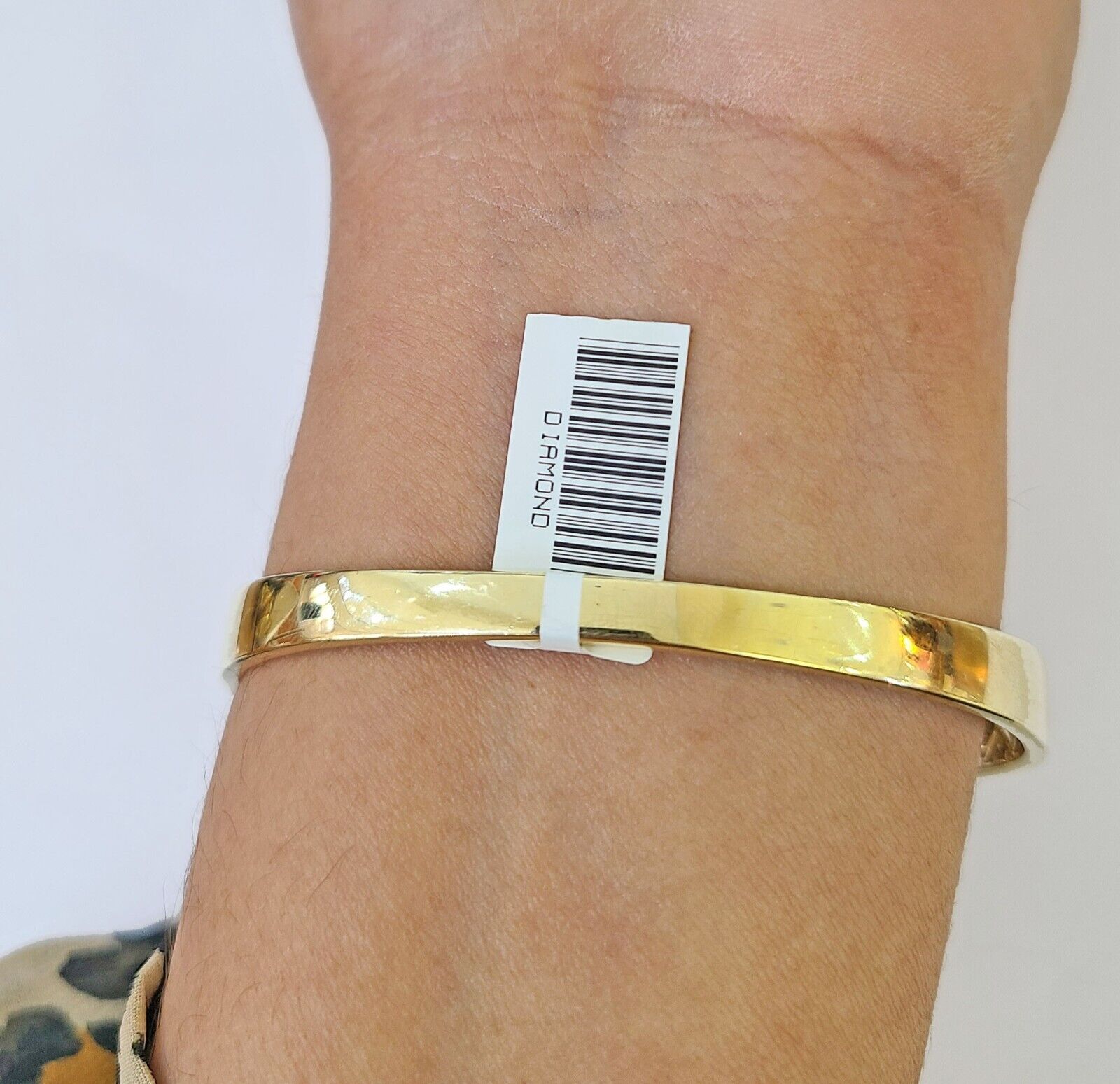 14K Yellow Gold Diamond Bracelet Bangle Spiral Design Round Cut REAL Gold - GoldenlinQ