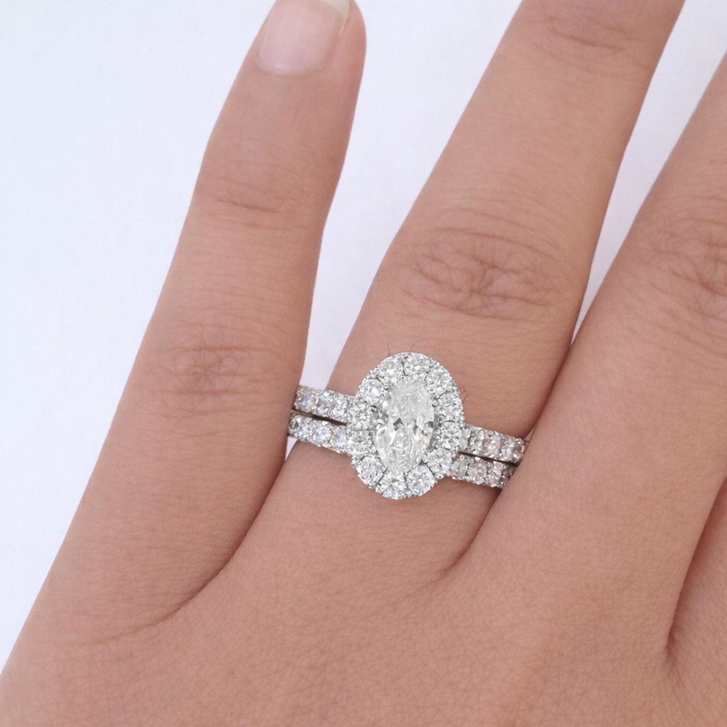 REAL 14k White Gold Diamond Ring Oval Shaped Ladies Wedding Band Engagement