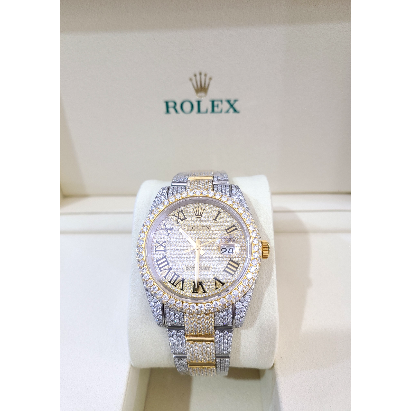 Rolex Men's Diamonds Watch With 12 CT Natural Diamonds
