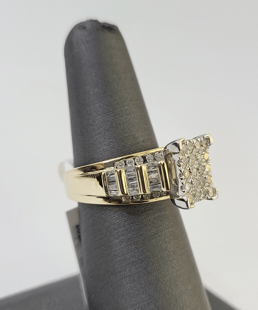 Real 10k Diamond Ladies Ring Yellow Gold Bridal Women Engagement Wedding - GoldenlinQ