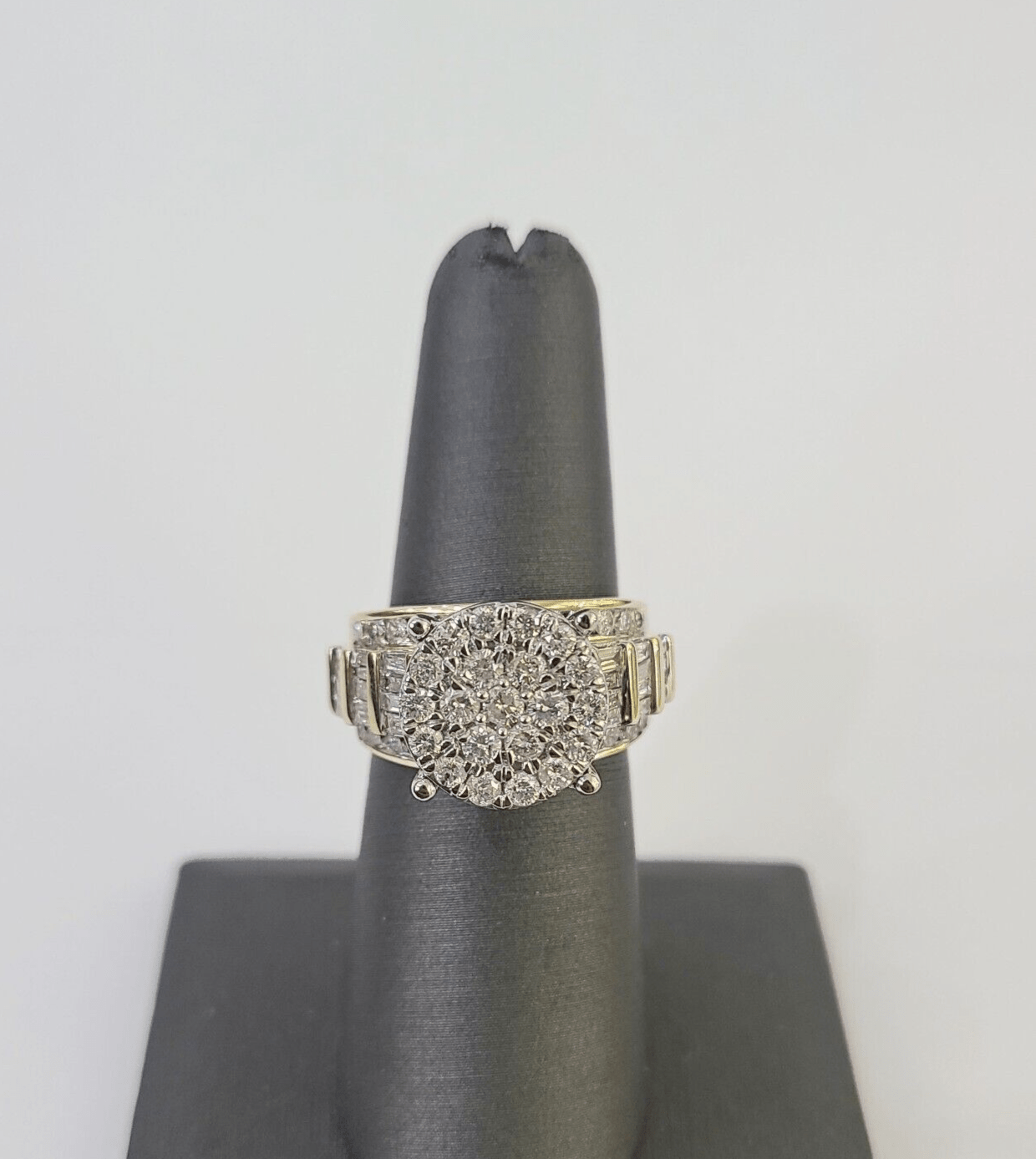 Real 10k Diamond Ladies Ring Yellow Gold Bridal Women Engagement Wedding - GoldenlinQ