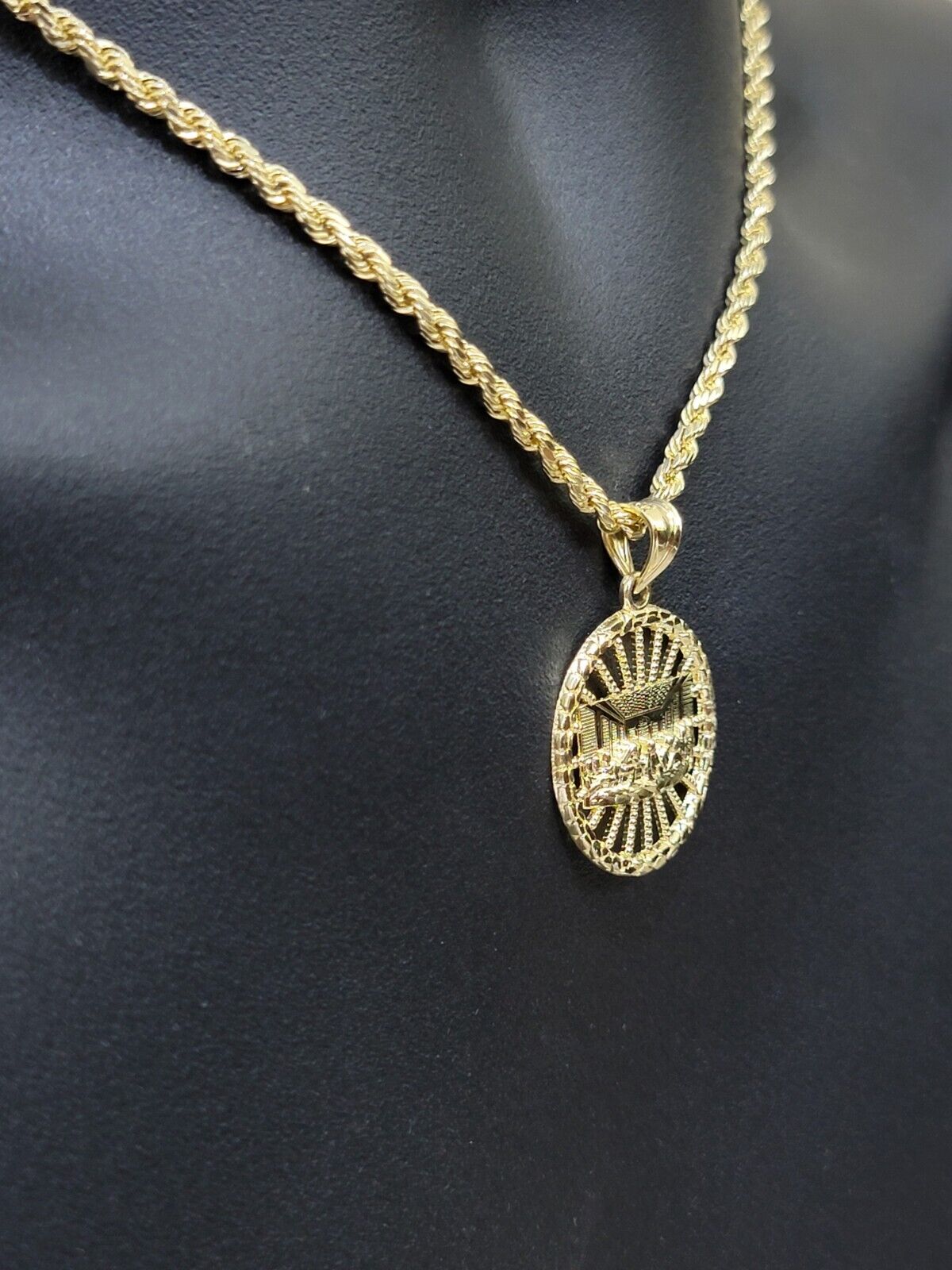 Real 10k Gold Rope Chain Last Supper Pendant Set, 28 Inch 3mm necklace & Charm - GoldenlinQ