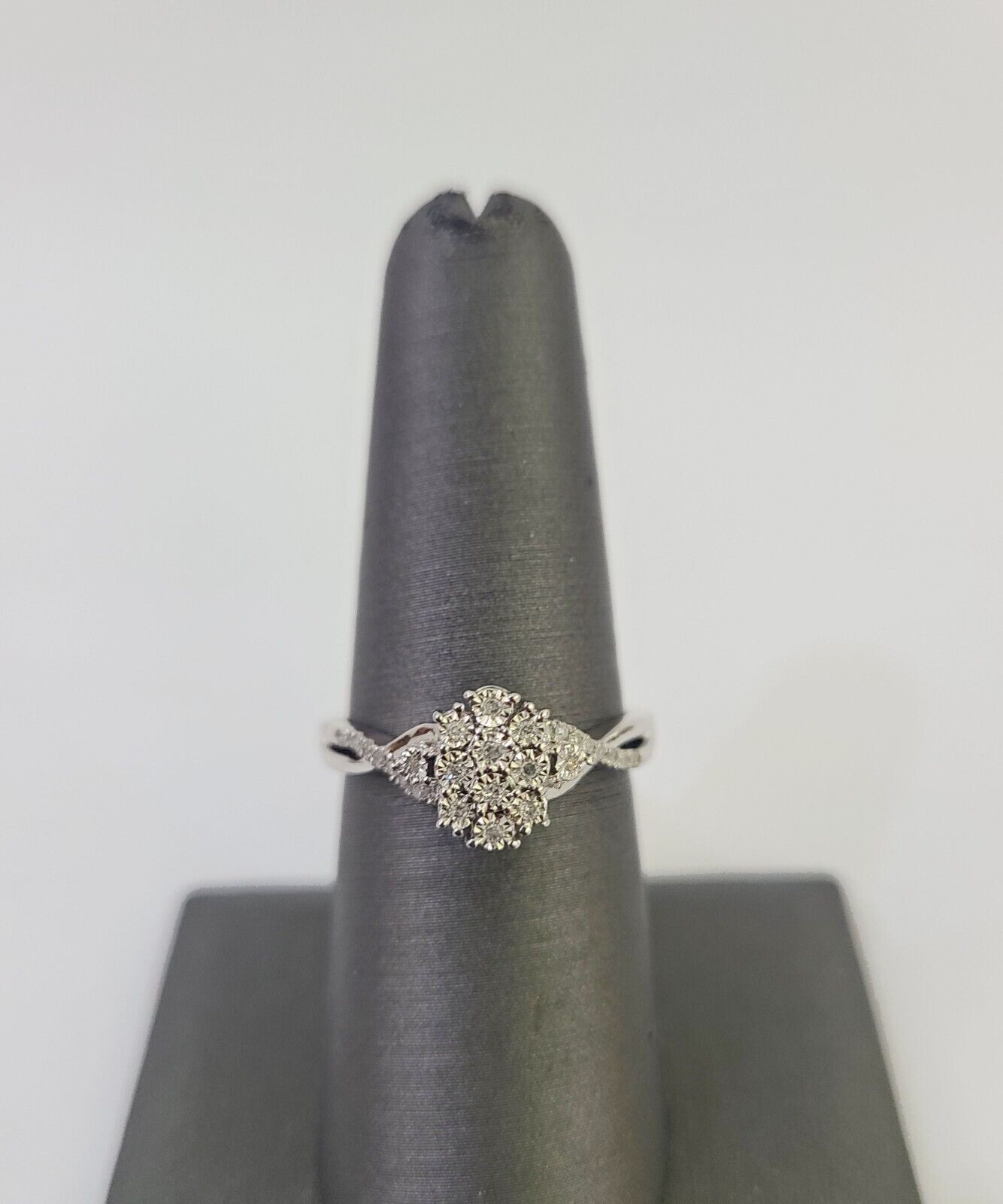 REAL 10k White Gold Diamond Ring Casual Engagement Ring Genuine - GoldenlinQ