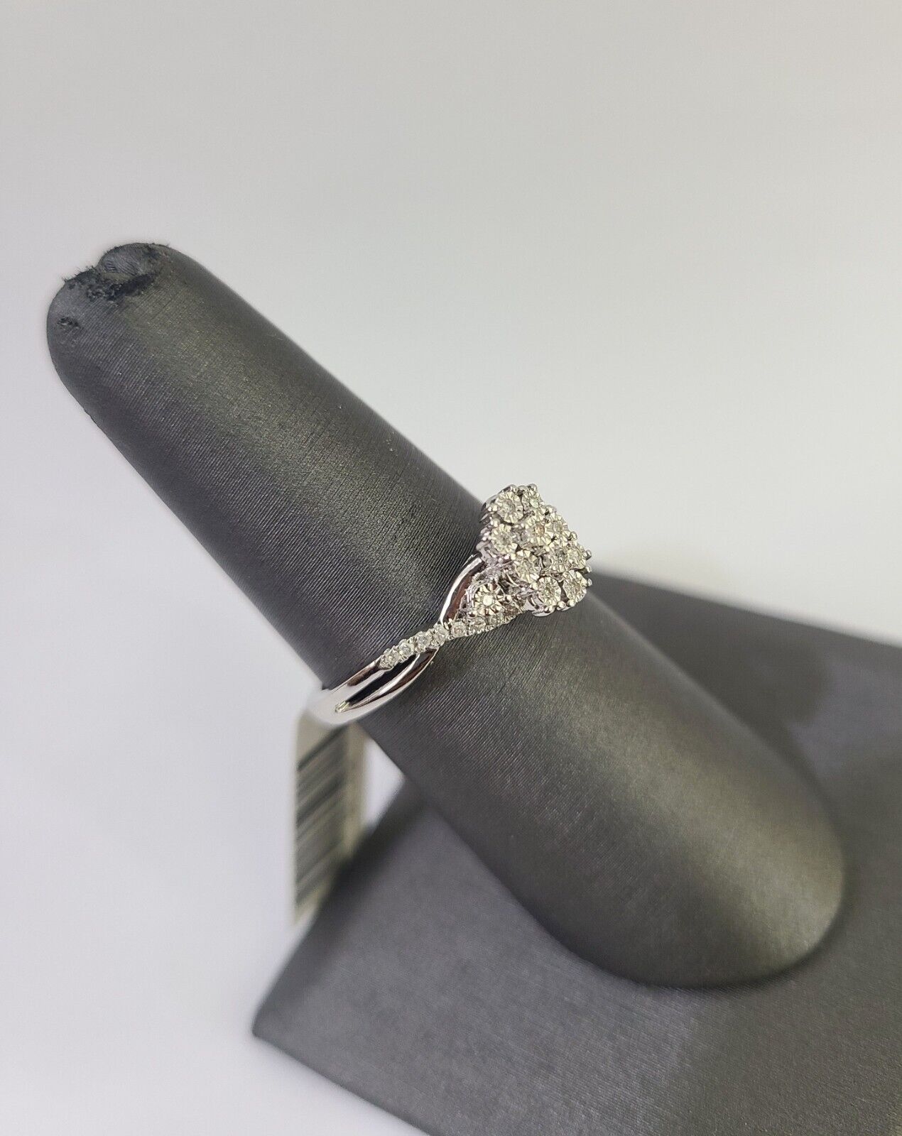 REAL 10k White Gold Diamond Ring Casual Engagement Ring Genuine - GoldenlinQ