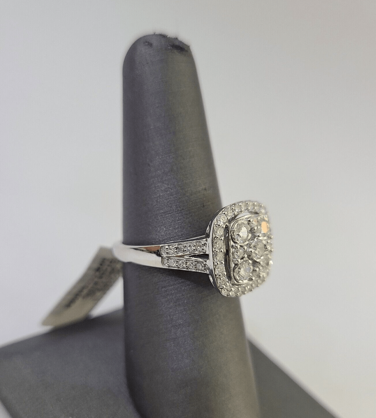 REAL 10k White Gold Diamond Ring Wedding Engagement Ring Genuine - GoldenlinQ