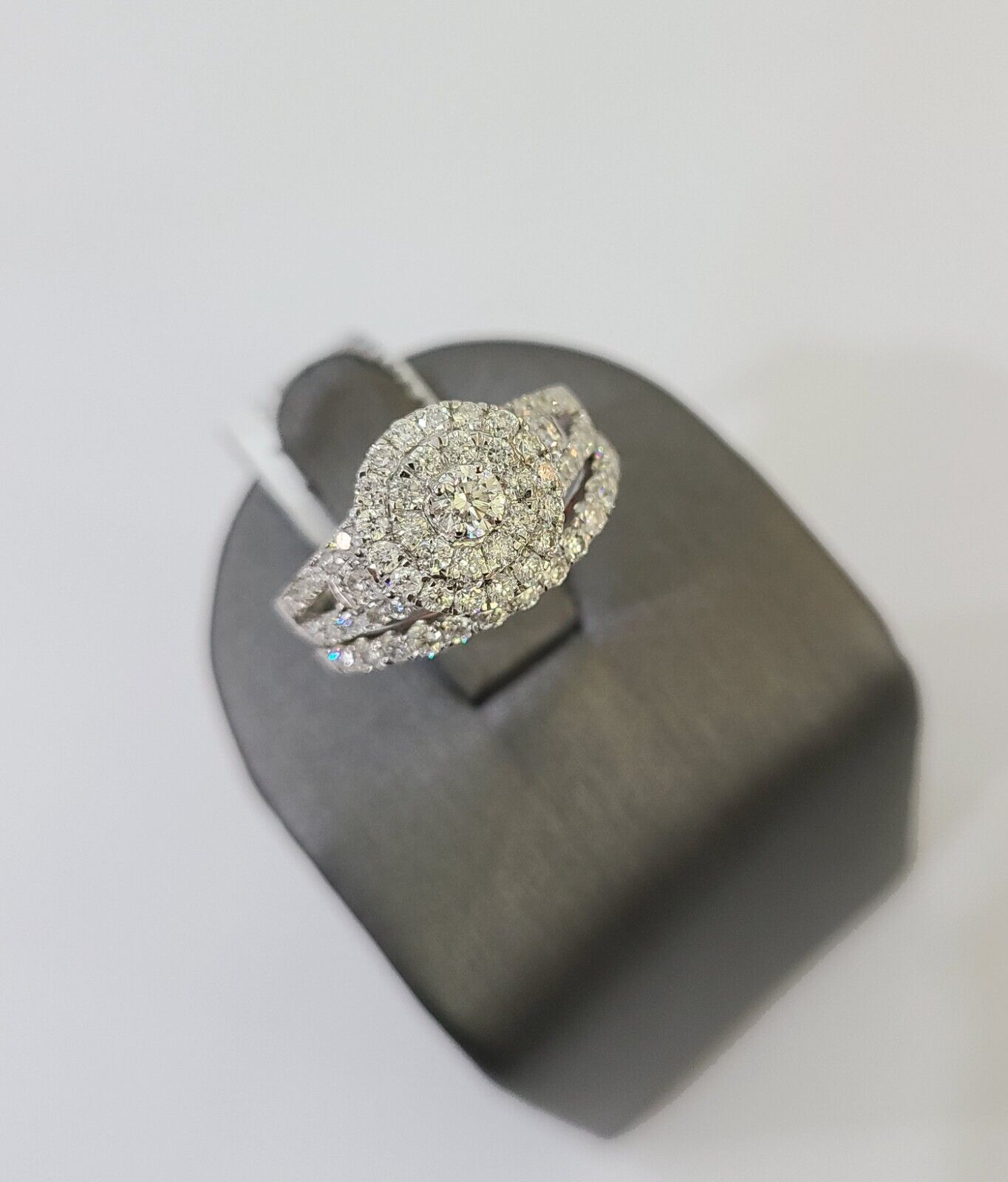 REAL 10k White Gold Diamond Ring Wedding Engagement Ring Genuine - GoldenlinQ