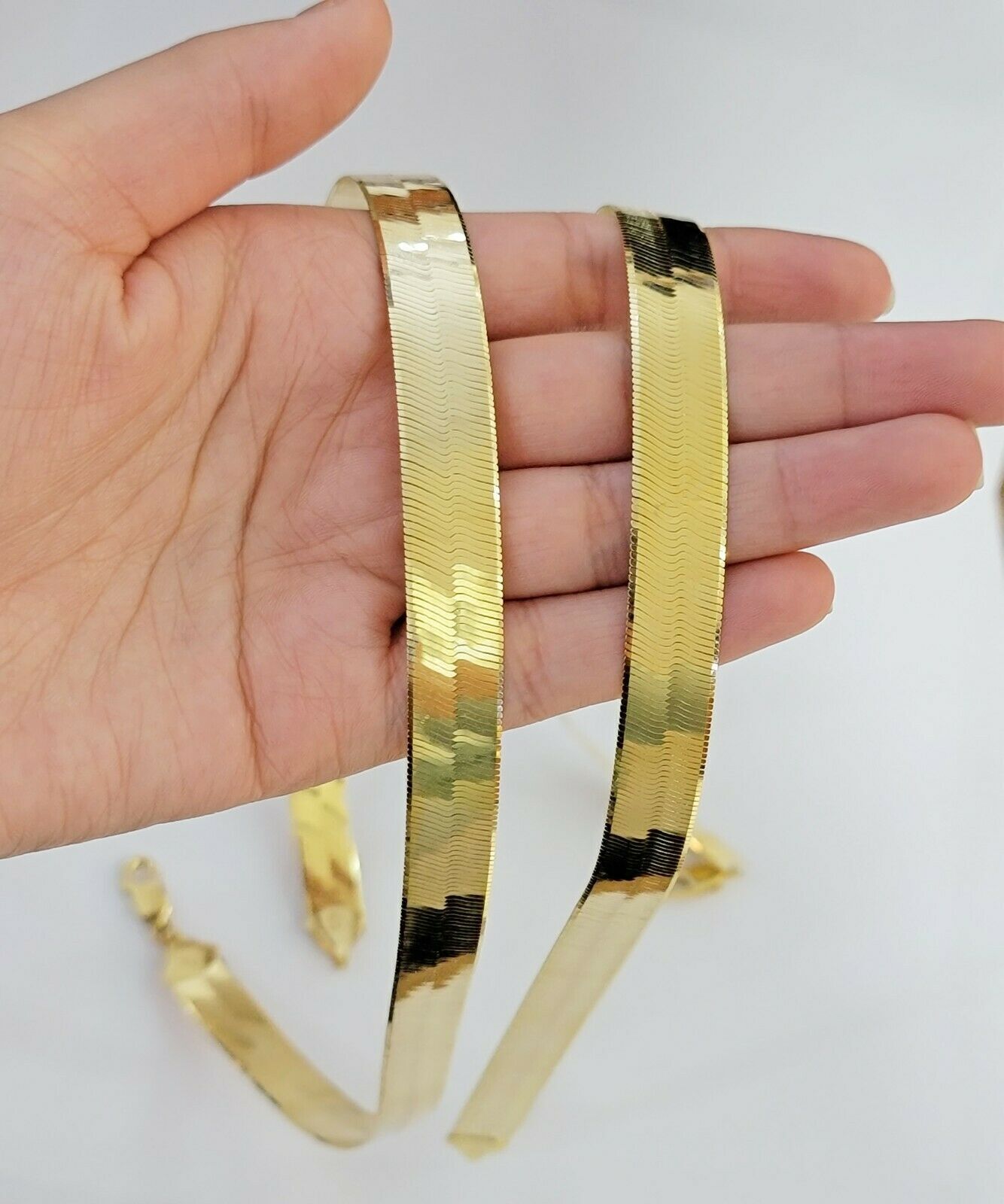 Real 10k Yellow Gold 12mm Herring Bone Chain Necklace 18'' Inch Lobster lock - GoldenlinQ