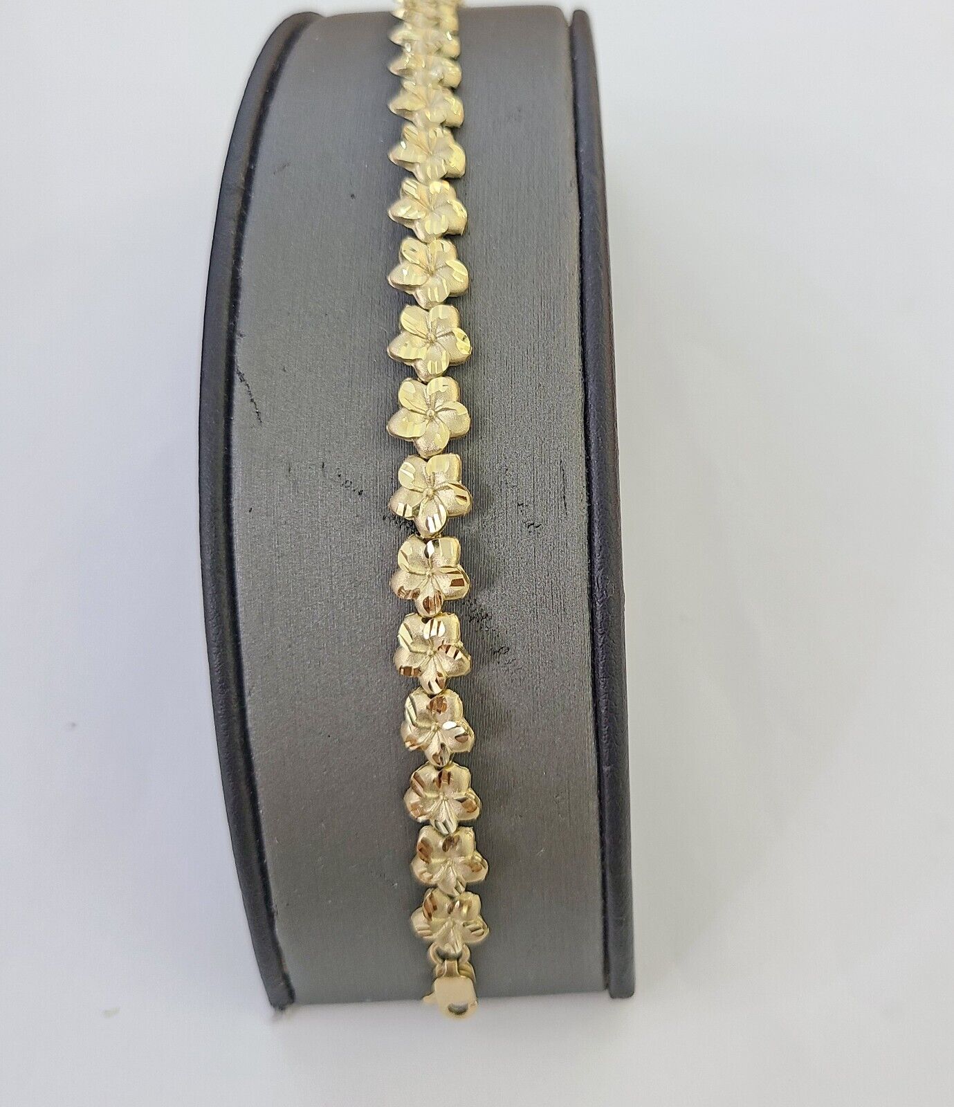 Real 10K Yellow Gold 8mm Flower Bracelet 7.5" Inch 10kt Gold - GoldenlinQ