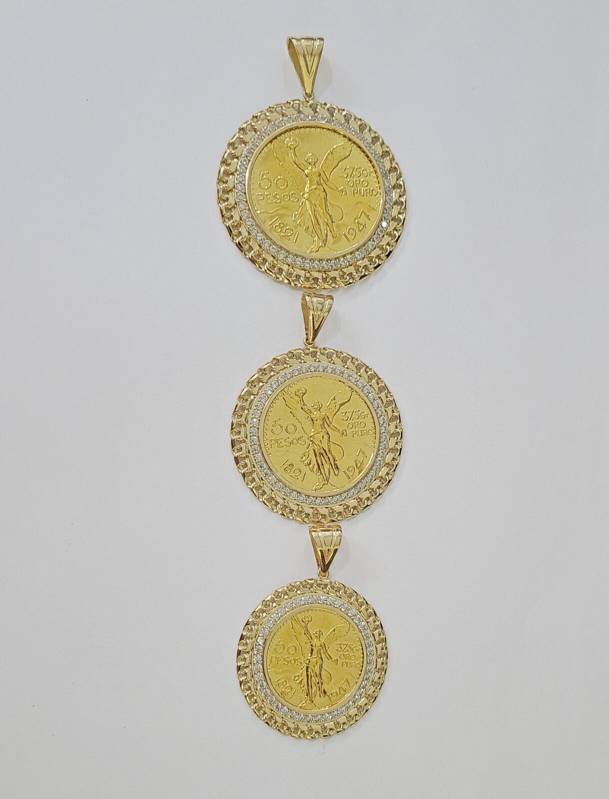 REAL 10k Yellow Gold Charm Centenario Style Coin in Bezel 50 Pesos 1947 For Men - GoldenlinQ