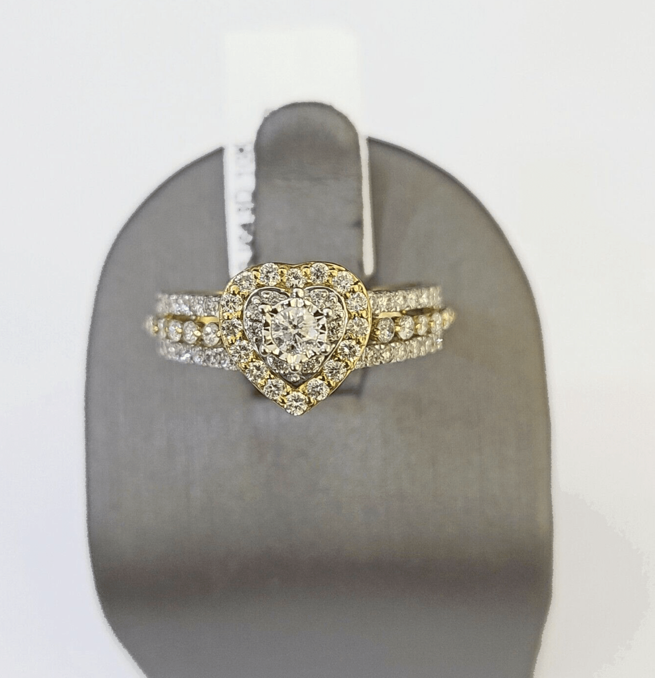 REAL 10k Yellow Gold Diamond Ladies Ring Hearts Women Engagement Wedding - GoldenlinQ