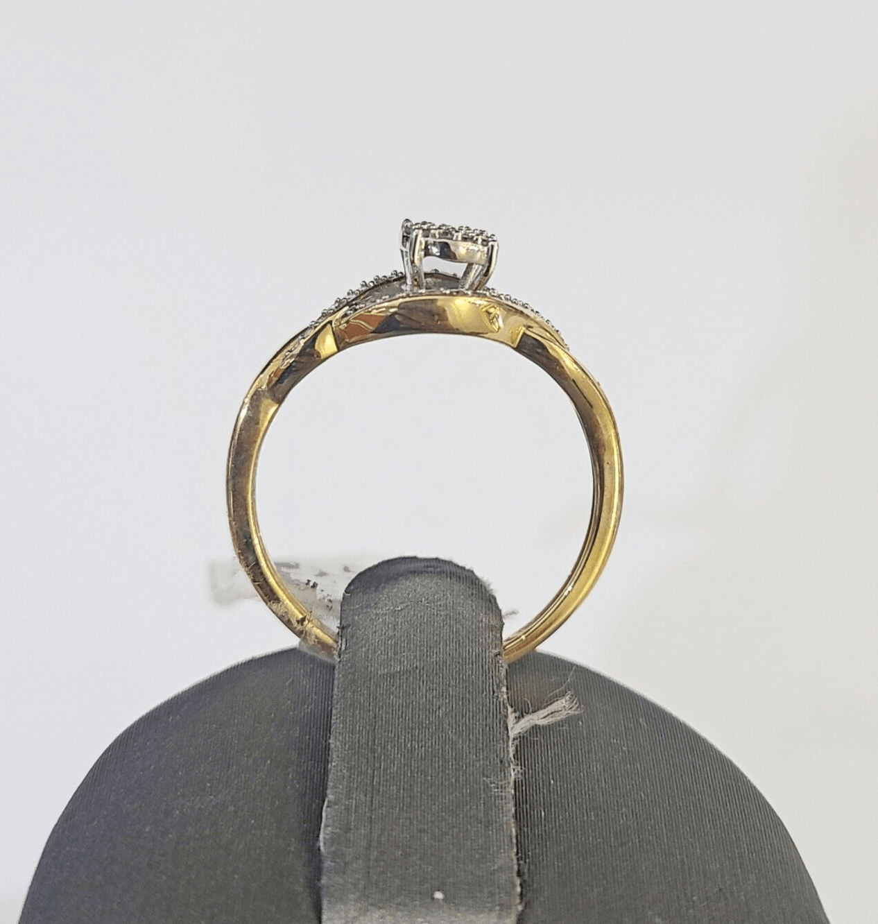 Real 10k Yellow Gold Diamond Ladies Ring Women Casual Engagement Wedding - GoldenlinQ