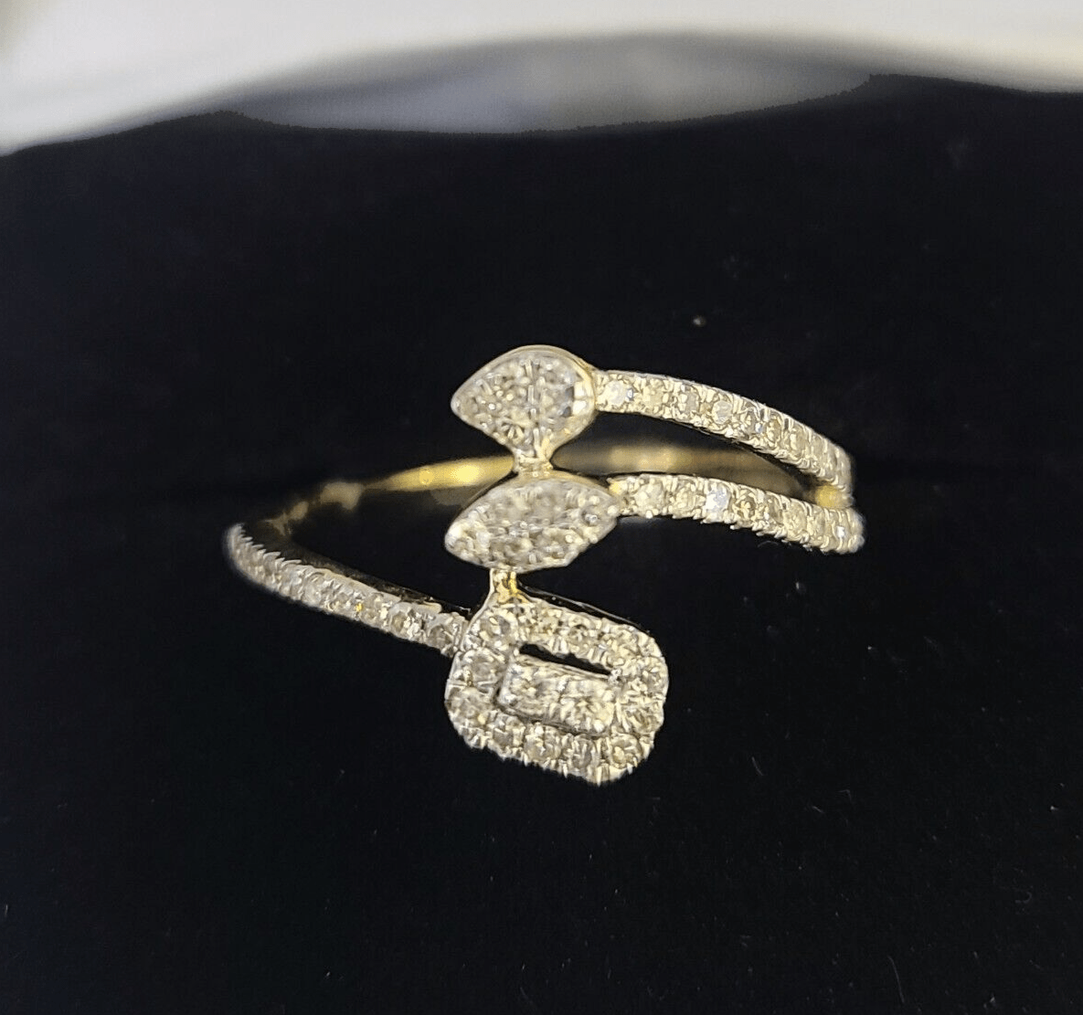 Real 10k Yellow Gold Diamond Ladies Ring Women Casual Engagement Wedding - GoldenlinQ