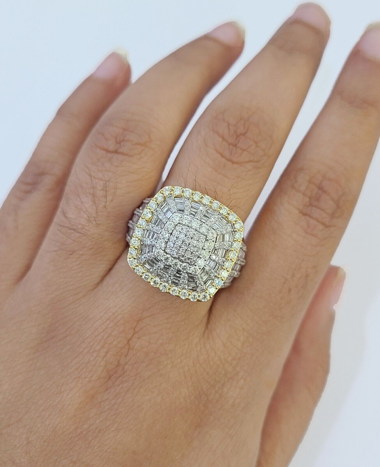 Real 10k Yellow Gold Diamond Mens Ring Band Wedding Genuine Natural - GoldenlinQ