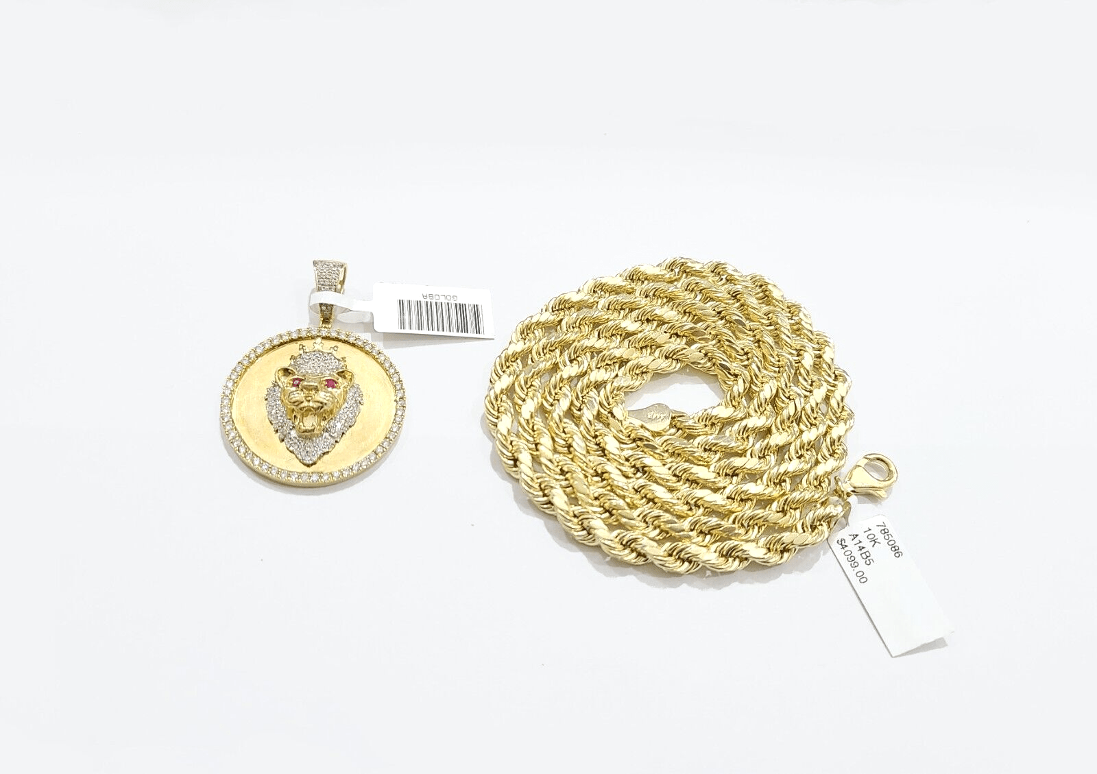 Real 10k Yellow Gold Rope Chain 28'' Necklace Lion Head Charm Diamond Pendant - GoldenlinQ