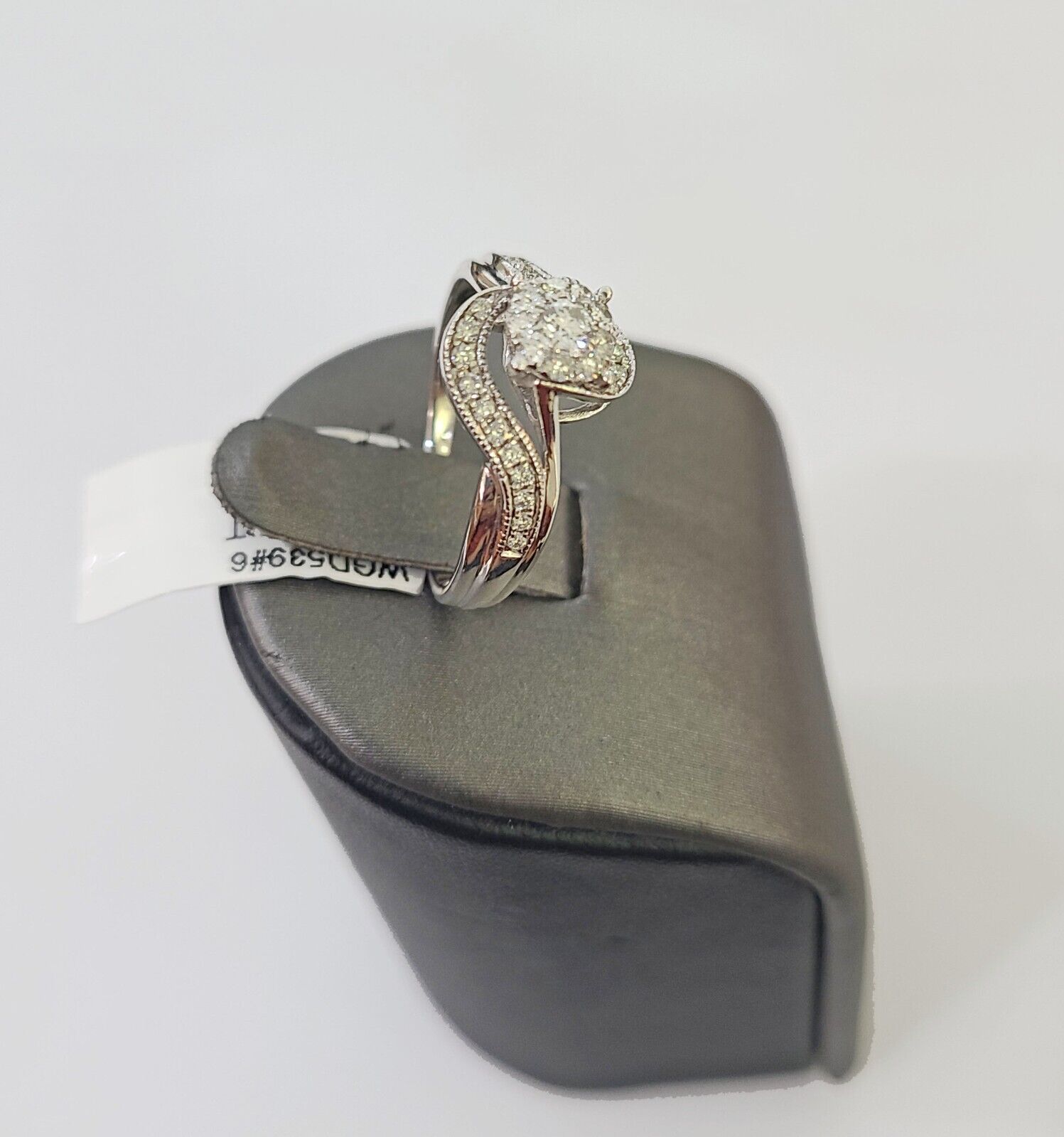 REAL 14k White Gold Diamond Ring Ladies Wedding Engagement Genuine - GoldenlinQ