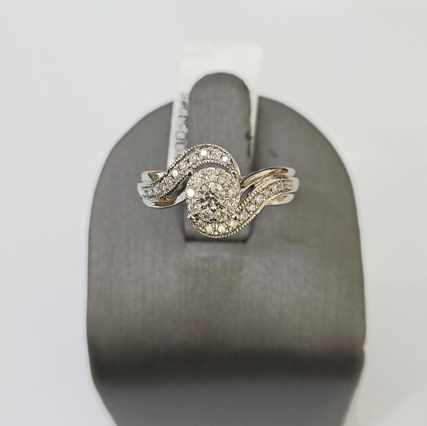 REAL 14k White Gold Diamond Ring Ladies Wedding Engagement Genuine - GoldenlinQ