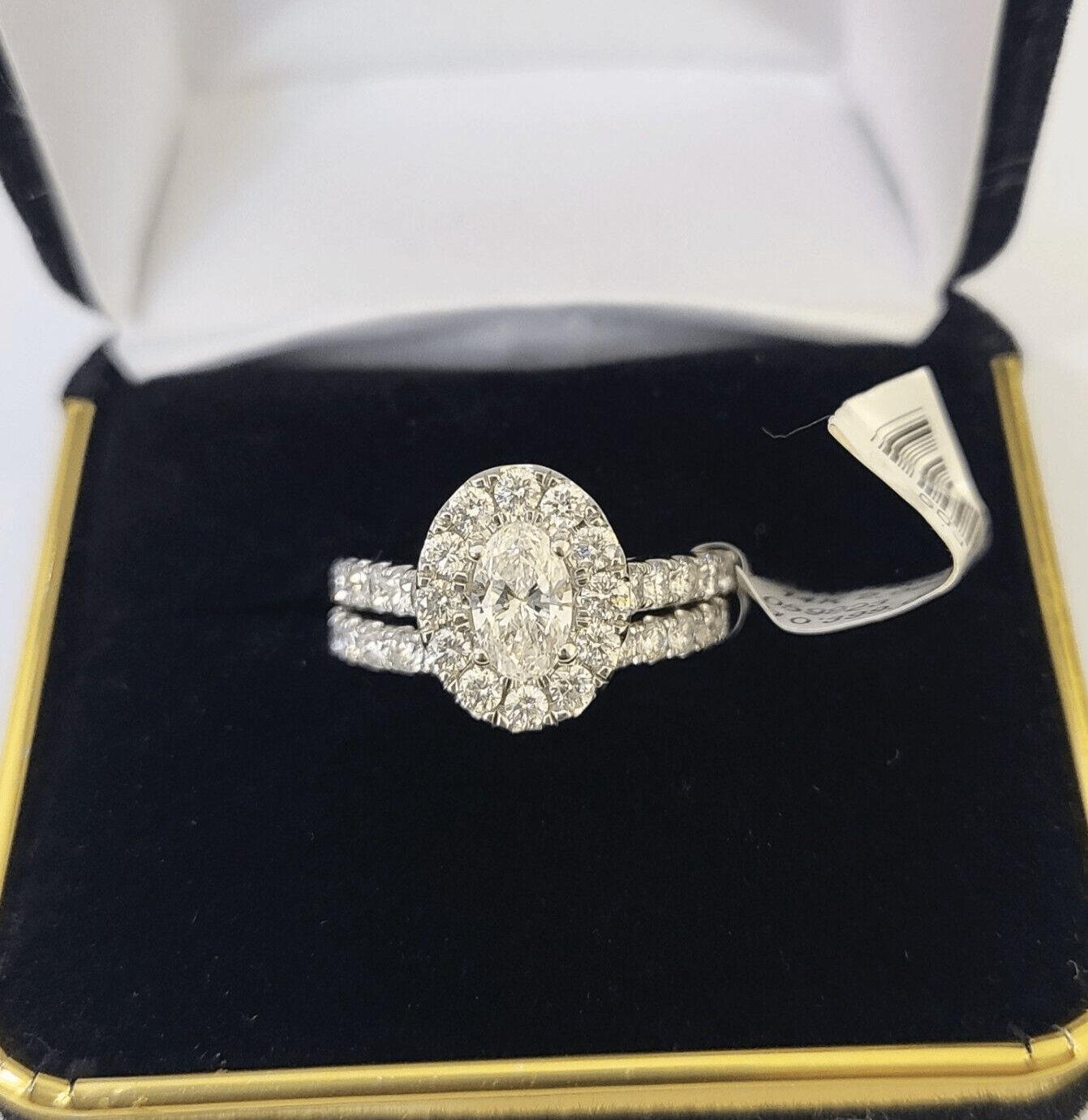 REAL 14k White Gold Diamond Ring Oval Shaped Ladies Wedding Engagement - GoldenlinQ