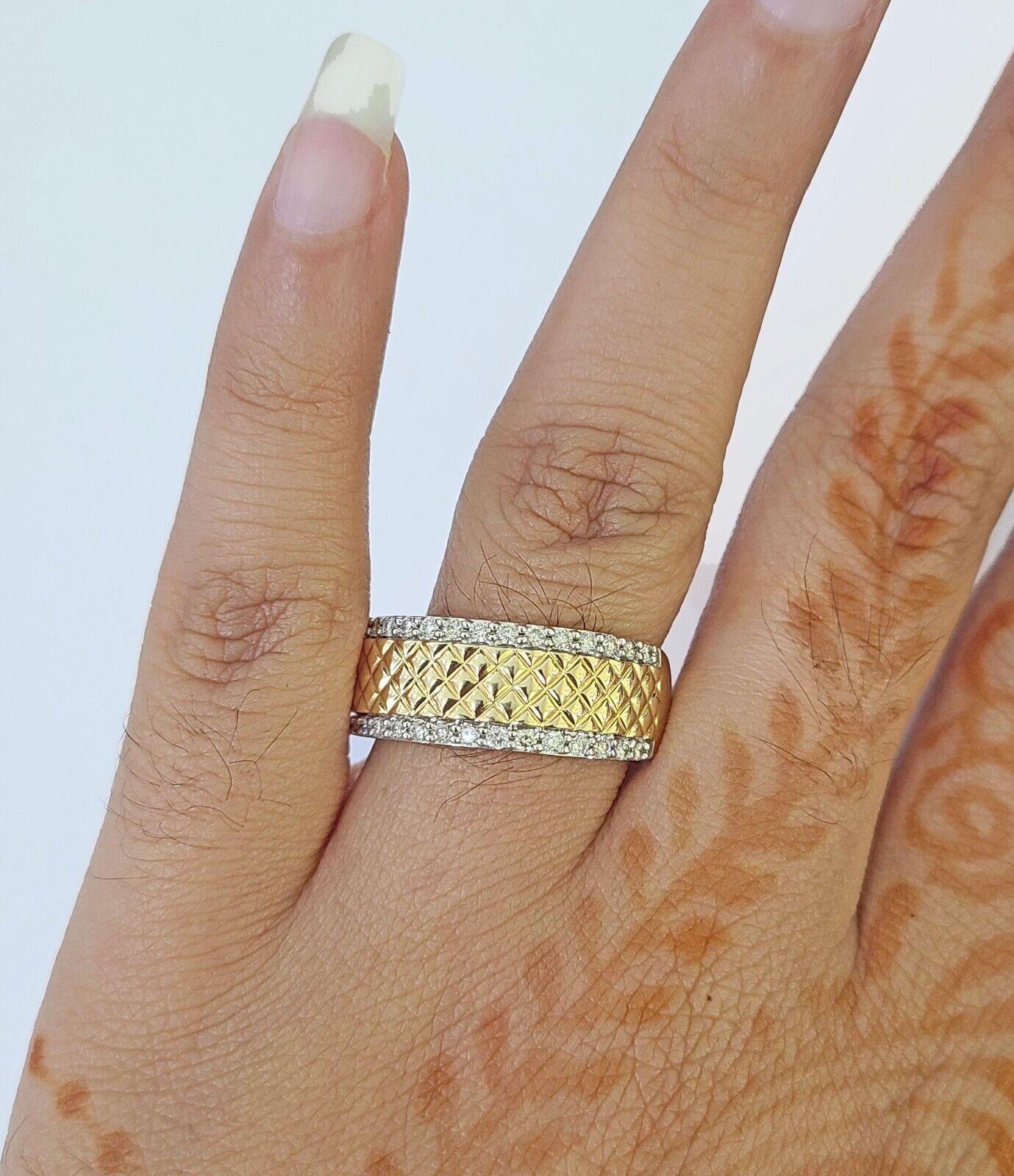 Real 14k Yellow Gold Diamond Mens Ring Band Wedding Genuine Natural - GoldenlinQ