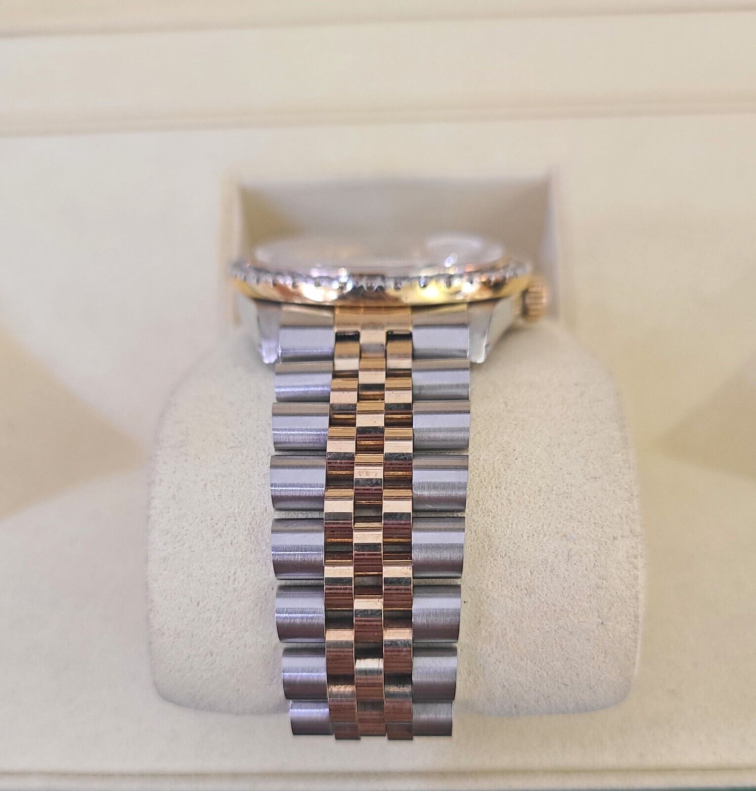 ROLEX Datejust Stainless Watch Red Roman Dial Diamond Bezel 36mm For Men - GoldenlinQ